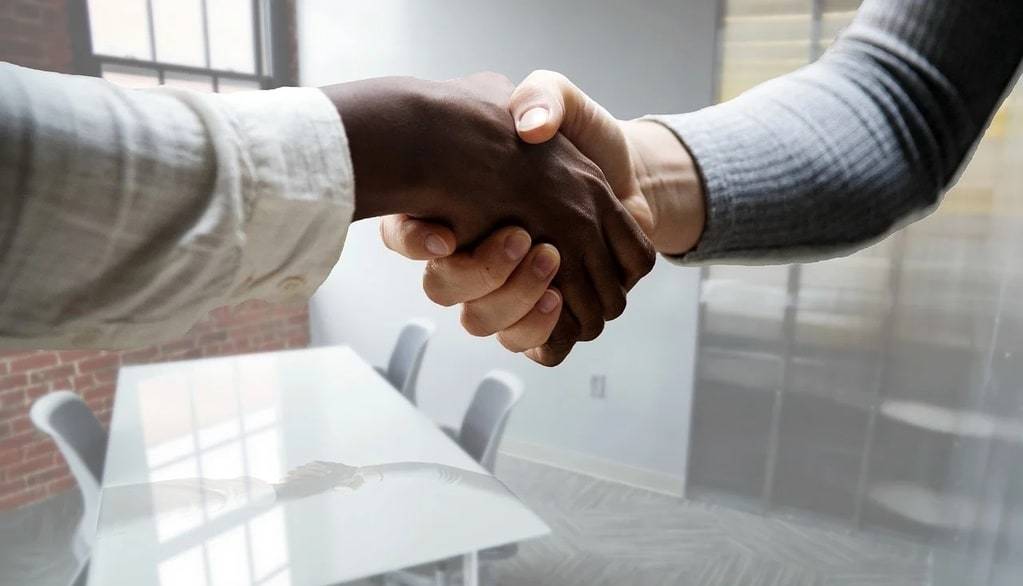 Gestion financière d'entreprise : le choix du compte professionnel